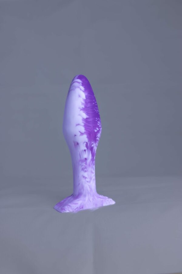 Bold'o – plug en silicone – vue de face – couleur violet et blanc marbré